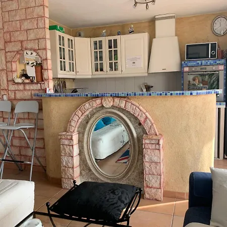 Jardin D'azur Proche Apartment