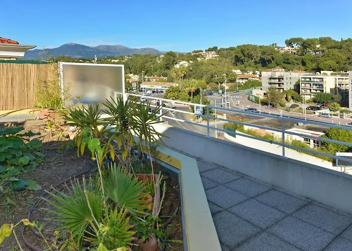 Апартаменты Jardin D'azur Proche